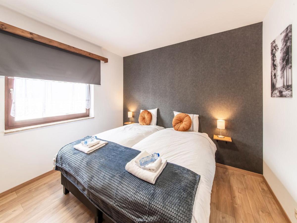 Beautiful Apartment For 7 Adults In Malmedy Eksteriør billede